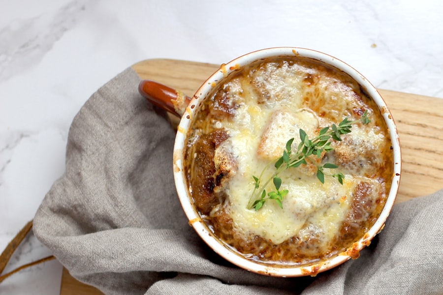 Gratinated Onion Soup